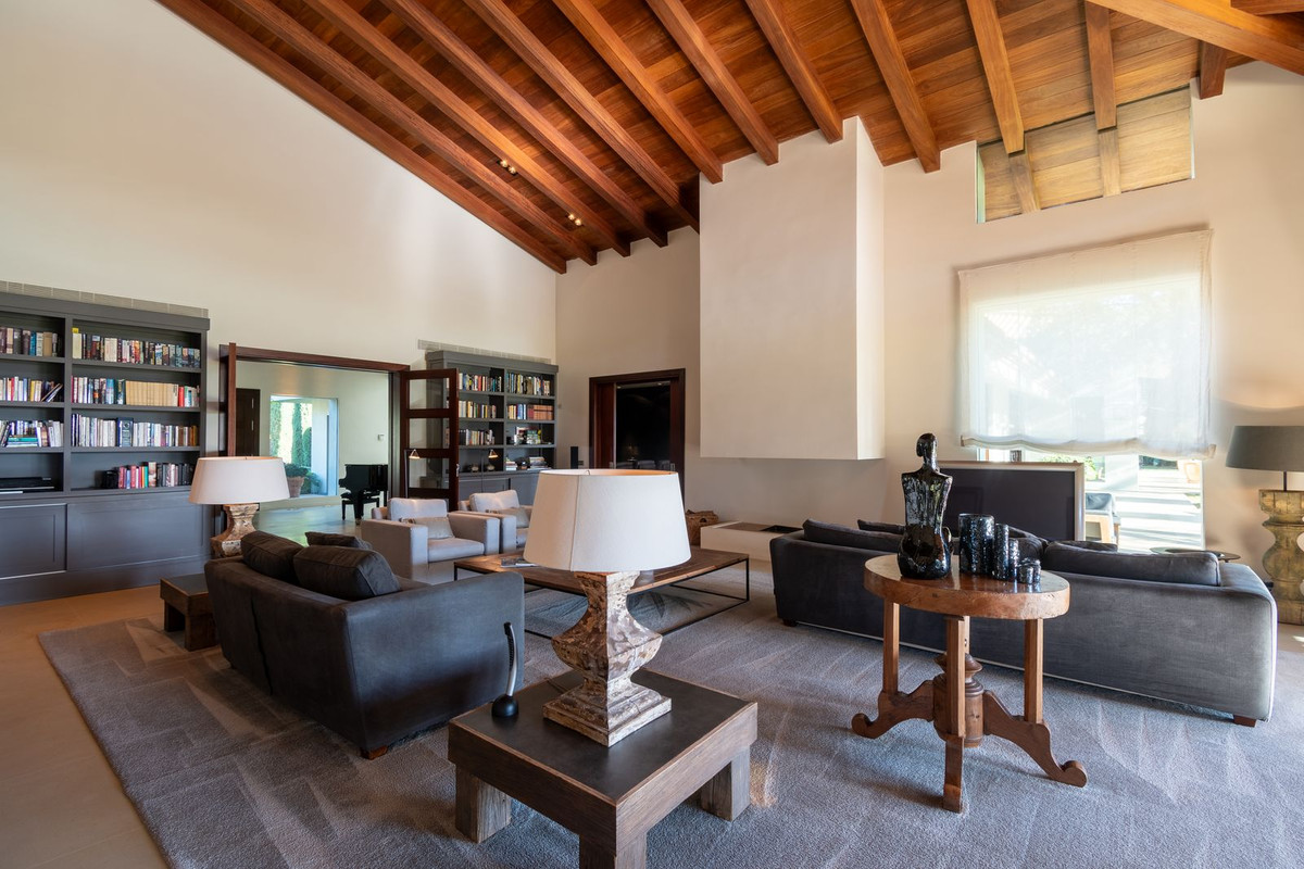Se vende Villa - Chalet de 8 dormitorios en Costa Del Sol, Málaga, España
