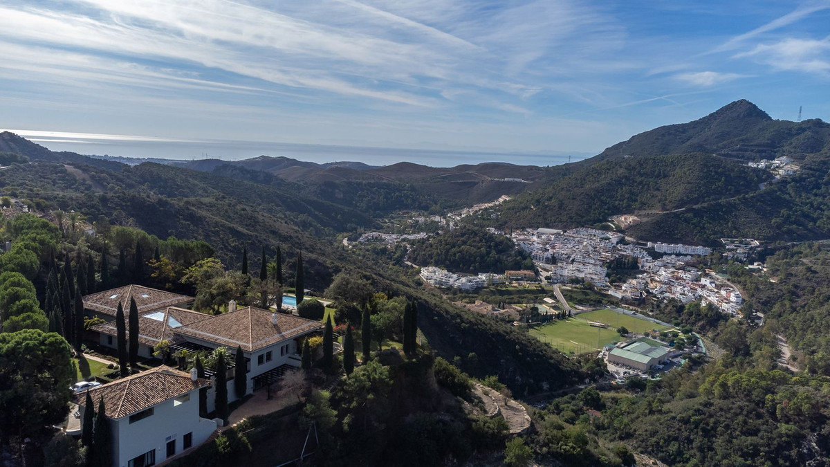 Se vende Villa - Chalet de 8 dormitorios en Costa Del Sol, Málaga, España