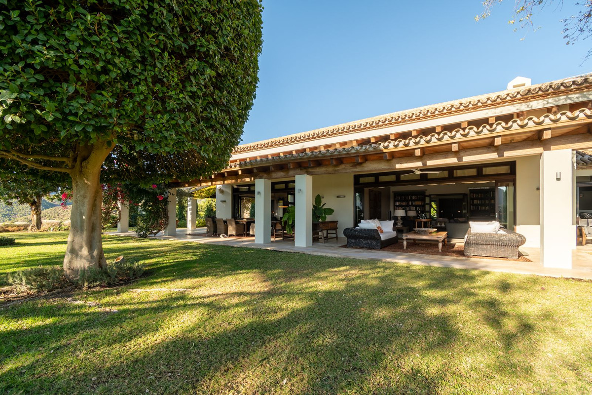 Se vende Villa - Chalet de 8 dormitorios en Costa Del Sol, Málaga, España