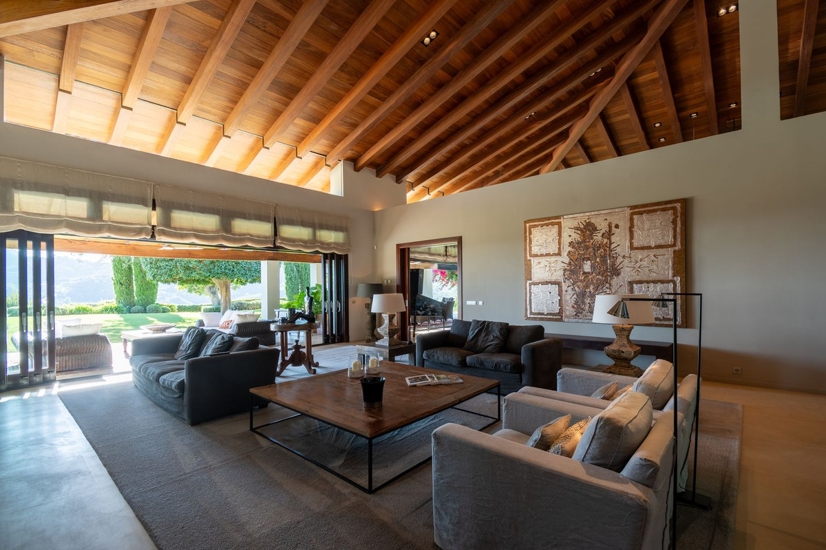 Se vende Villa - Chalet de 8 dormitorios en Costa Del Sol, Málaga, España