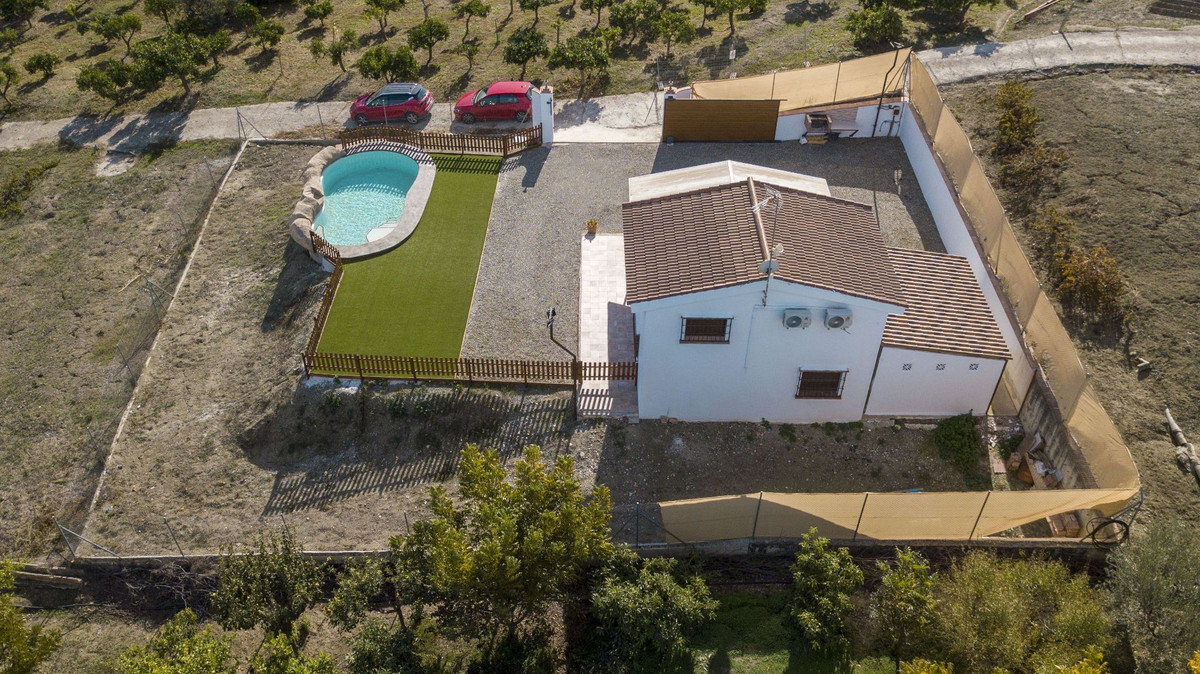 3 Bed Townhouse for sale in Coín Costa Del Sol, Málaga, Spain