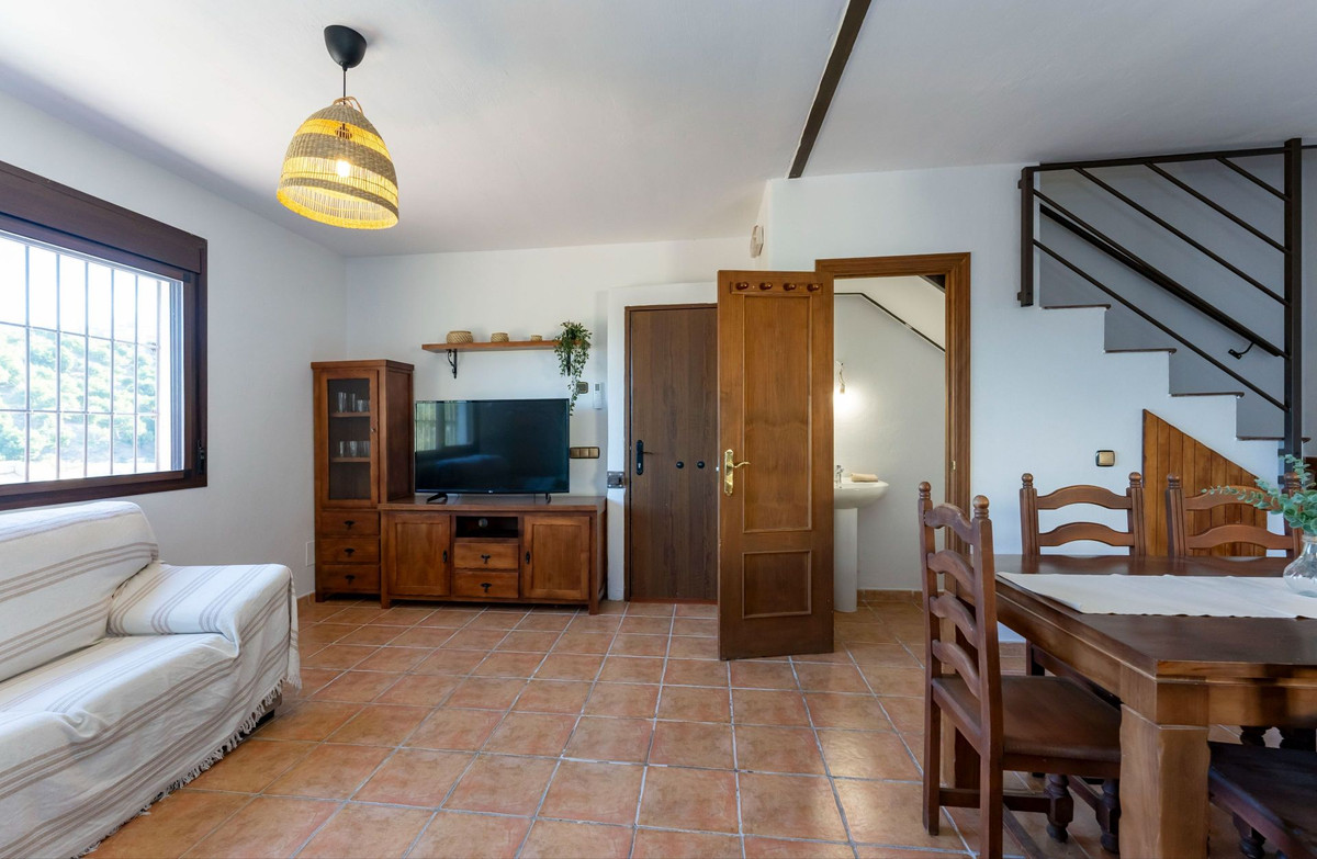 3 Bed Townhouse for sale in Coín Costa Del Sol, Málaga, Spain
