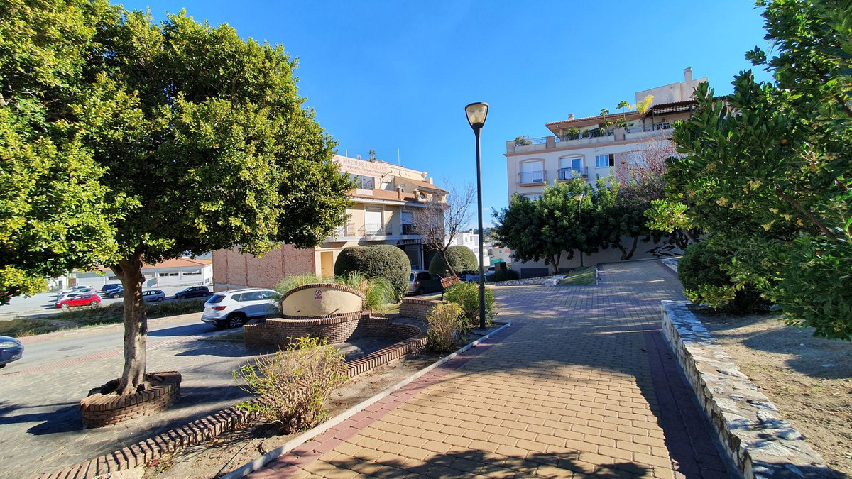 Se vende Terreno Urbano  en Costa Del Sol, Málaga, España