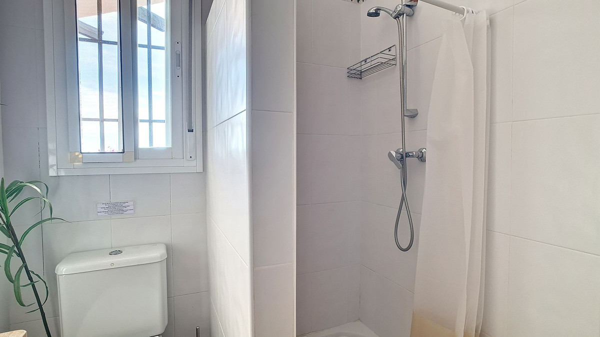 3 Bed Townhouse for sale in Arenas Costa Del Sol East, Málaga, Spain