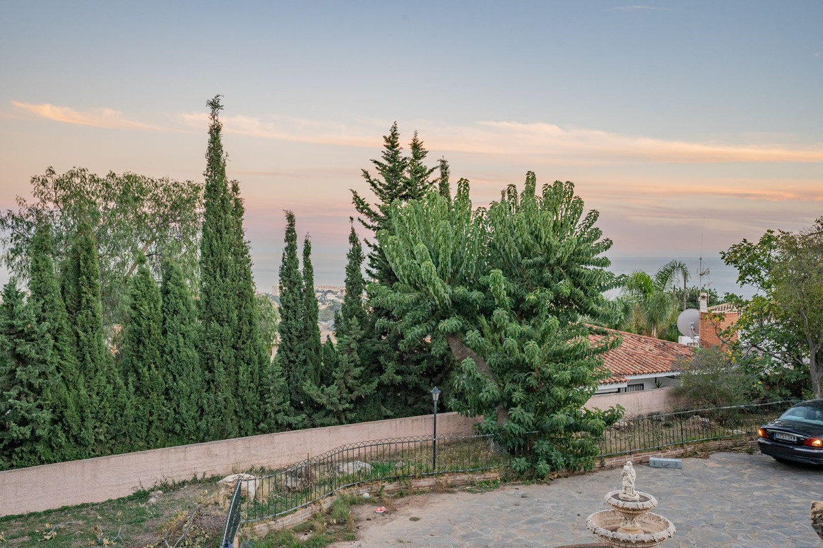 Se vende Villa - Chalet de 6 dormitorios en Costa Del Sol, Málaga, España