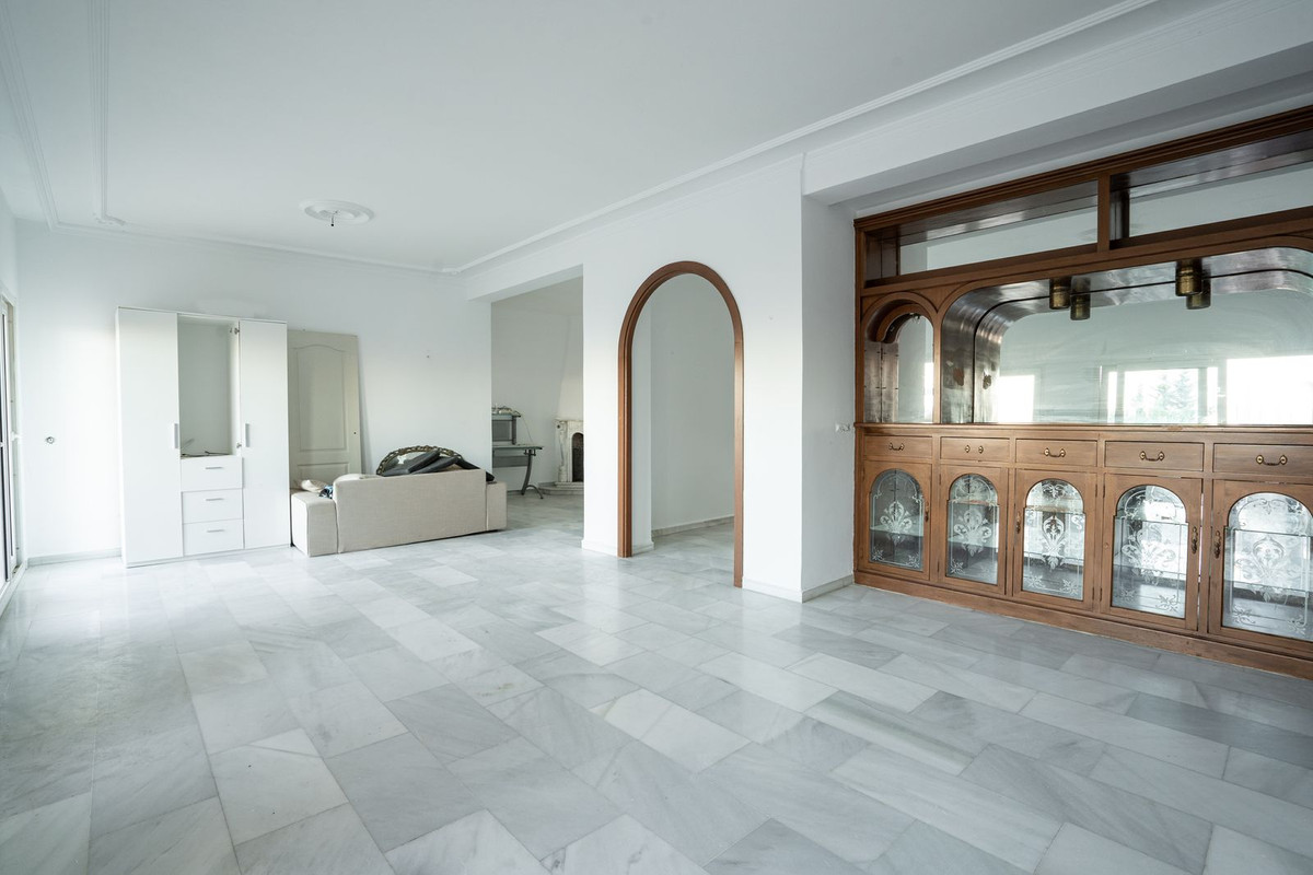Se vende Villa - Chalet de 6 dormitorios en Costa Del Sol, Málaga, España