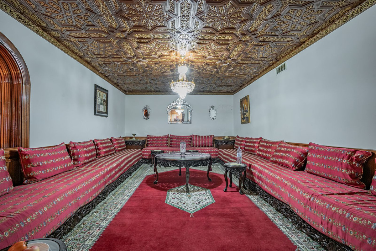 Se vende Villa - Chalet de 6 dormitorios en Costa Del Sol, Málaga, España