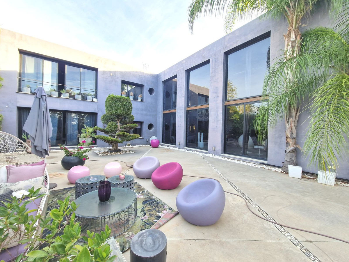 5 Bed Townhouse for sale in Estepona Costa Del Sol, Málaga, Spain