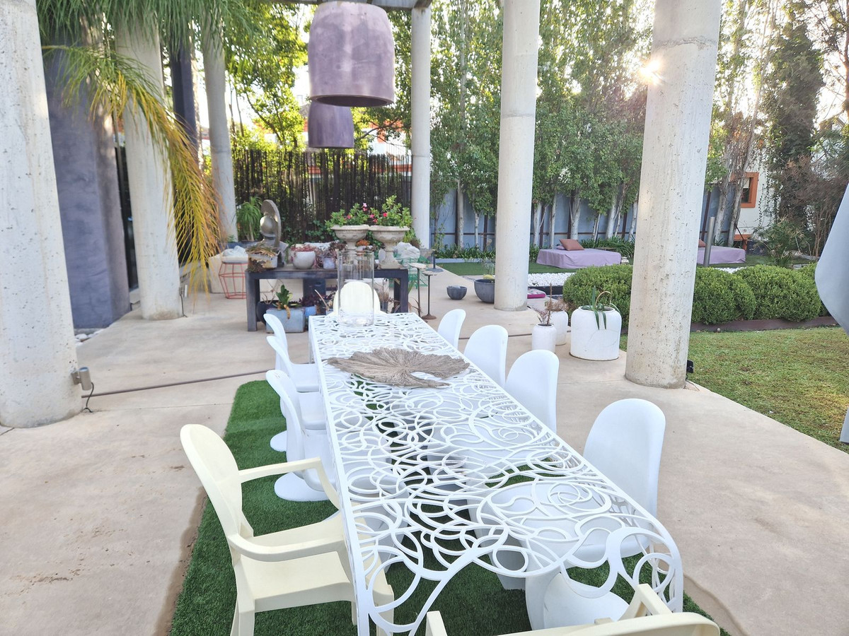 5 Bed Townhouse for sale in Estepona Costa Del Sol, Málaga, Spain