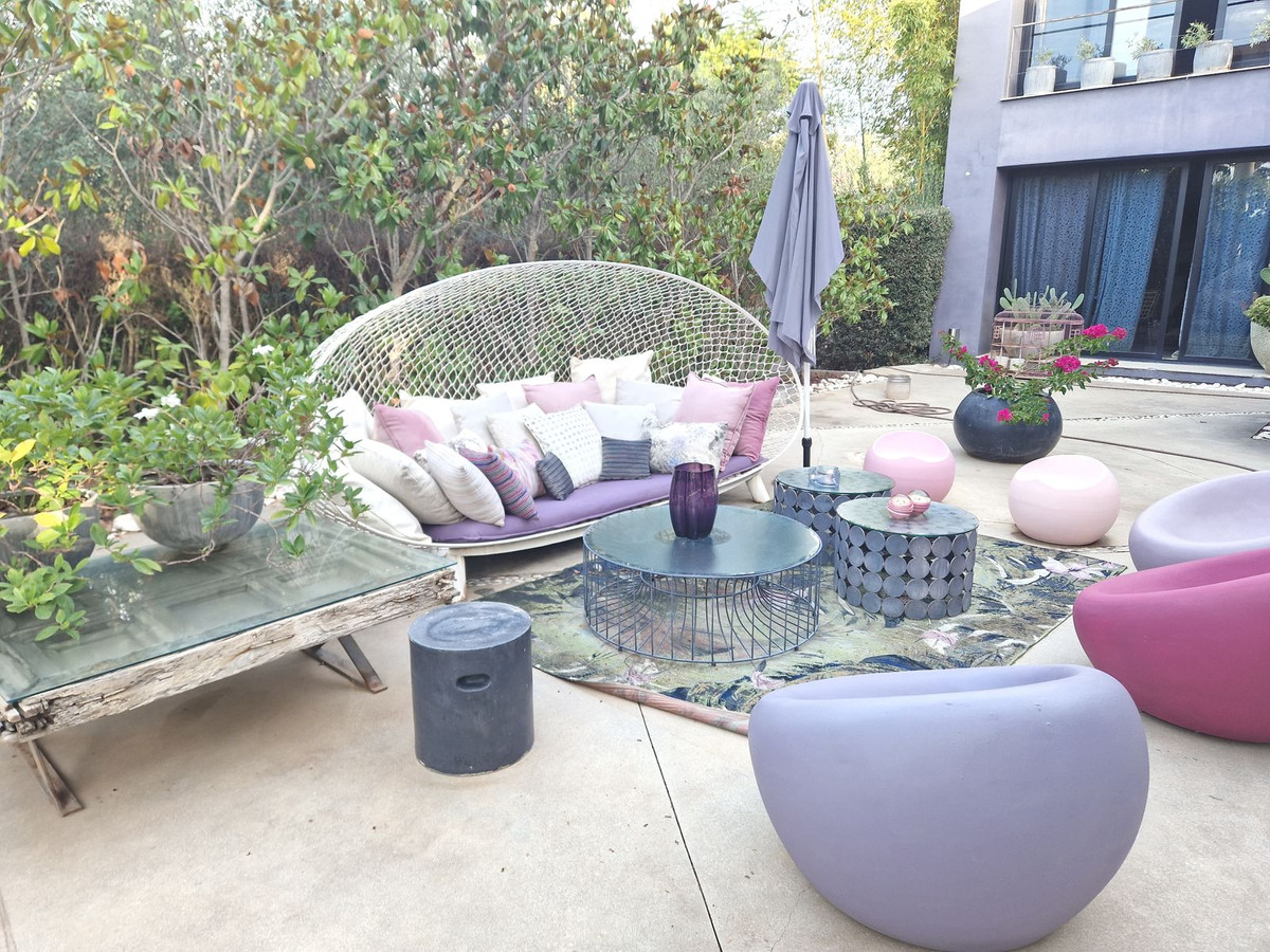 5 Bed Townhouse for sale in Estepona Costa Del Sol, Málaga, Spain