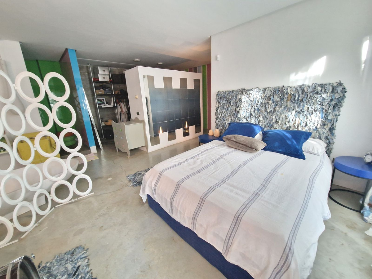 5 Bed Townhouse for sale in Estepona Costa Del Sol, Málaga, Spain