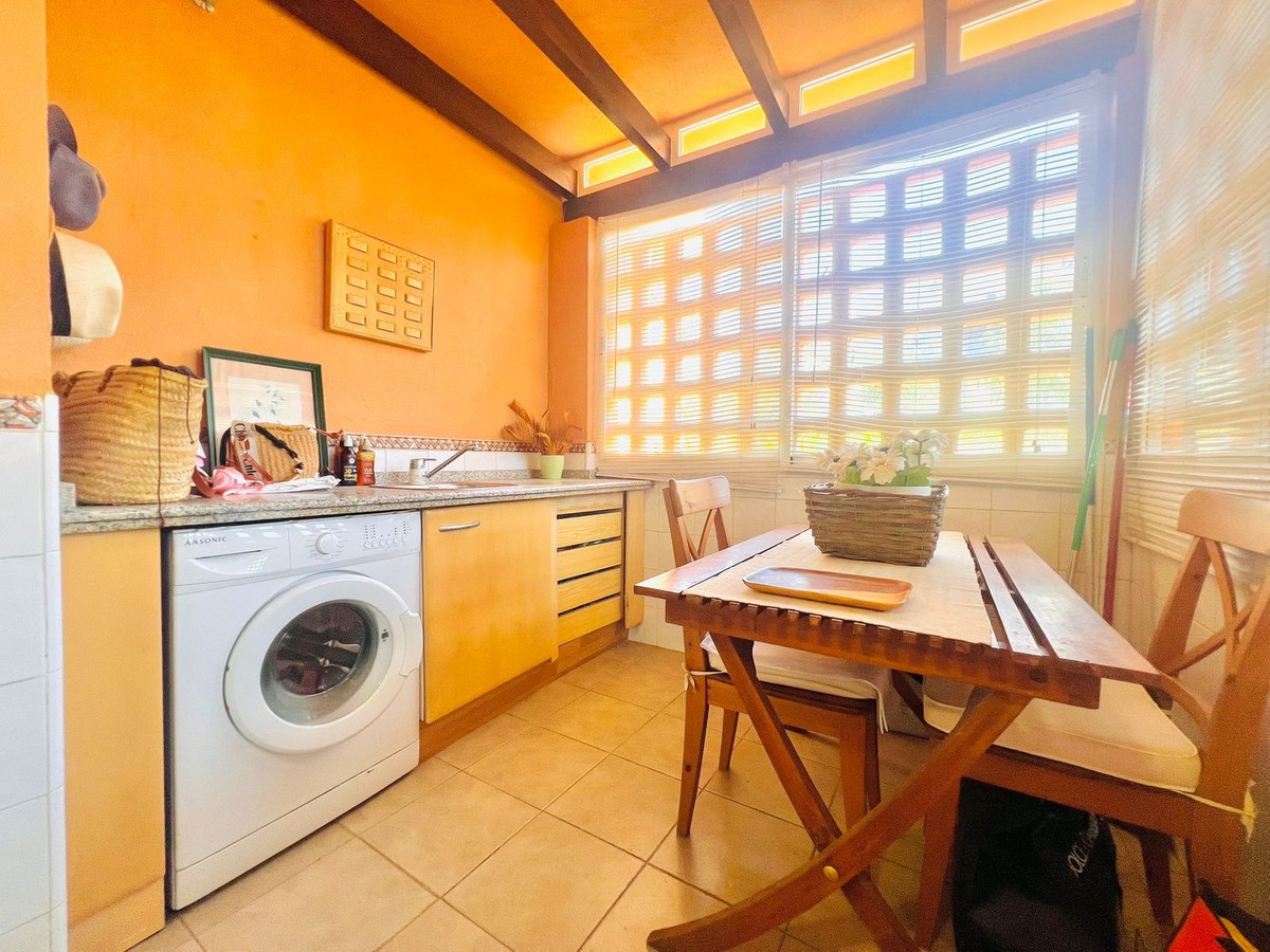 3 Bed Townhouse for sale in The Golden Mile Costa Del Sol, Málaga, Spain