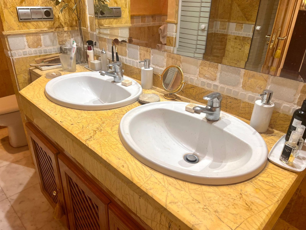 3 Bed Townhouse for sale in The Golden Mile Costa Del Sol, Málaga, Spain