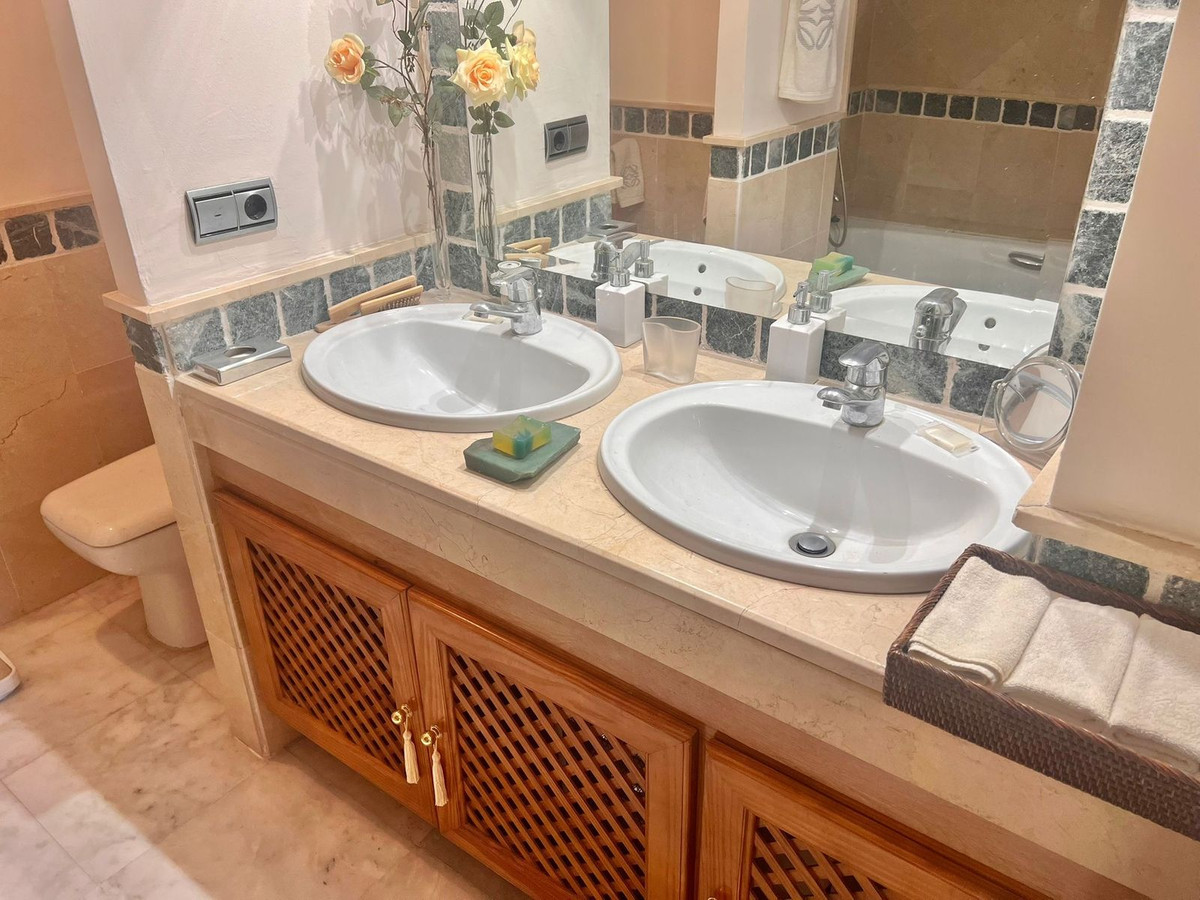 3 Bed Townhouse for sale in The Golden Mile Costa Del Sol, Málaga, Spain