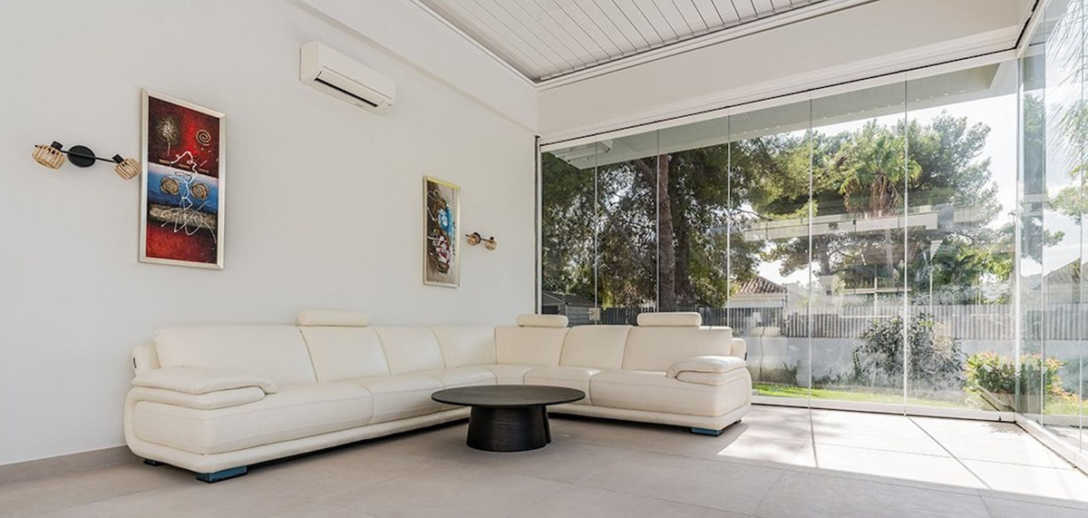7 Bed Townhouse for sale in Nueva Andalucía Costa Del Sol, Málaga, Spain