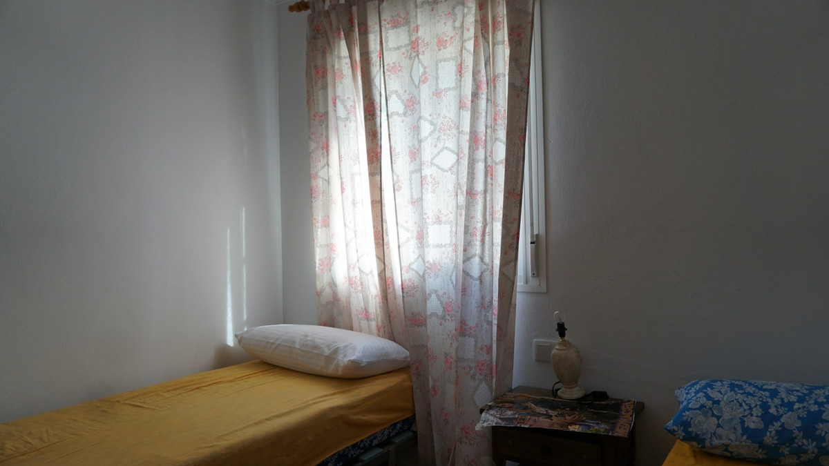 Se vende Finca - Cortijo de 5 dormitorios en Costa Del Sol East, Málaga, España