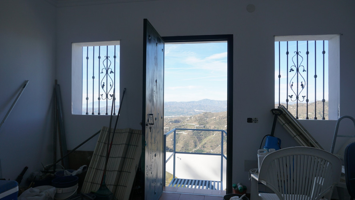 Se vende Finca - Cortijo de 5 dormitorios en Costa Del Sol East, Málaga, España