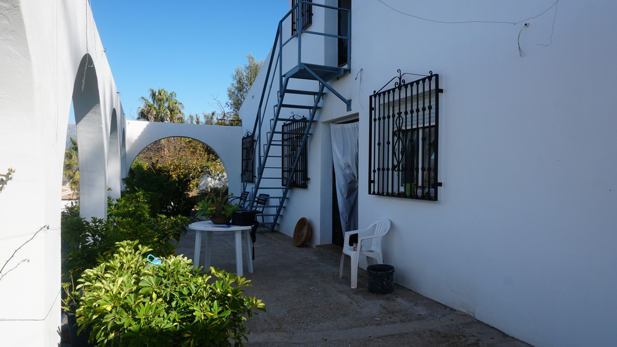 Se vende Finca - Cortijo de 5 dormitorios en Costa Del Sol East, Málaga, España