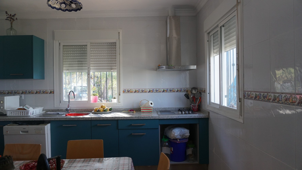 Se vende Finca - Cortijo de 5 dormitorios en Costa Del Sol East, Málaga, España