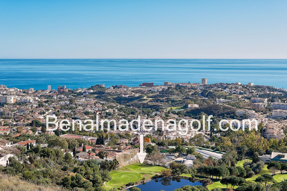 Se vende Terreno Urbano  en Costa Del Sol, Málaga, España