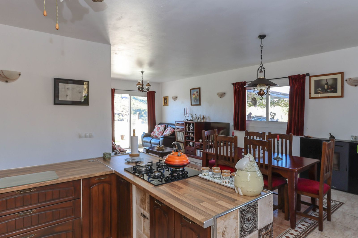 Se vende Villa - Chalet de 3 dormitorios en Costa Del Sol, Málaga, España