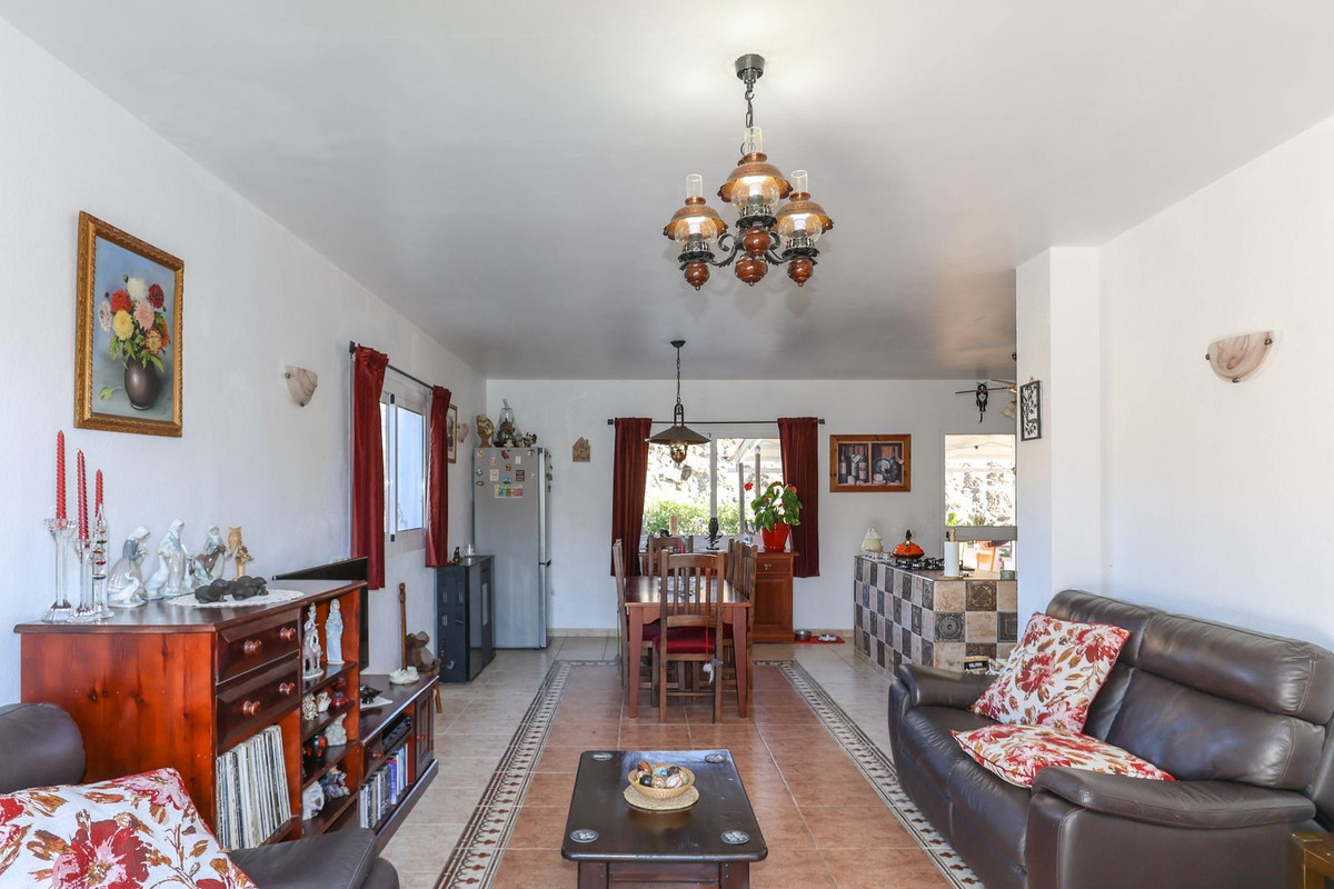 Se vende Villa - Chalet de 3 dormitorios en Costa Del Sol, Málaga, España