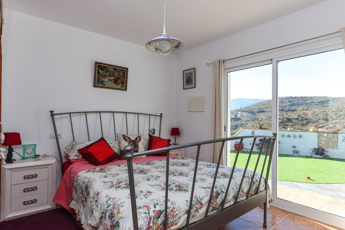 Se vende Villa - Chalet de 3 dormitorios en Costa Del Sol, Málaga, España