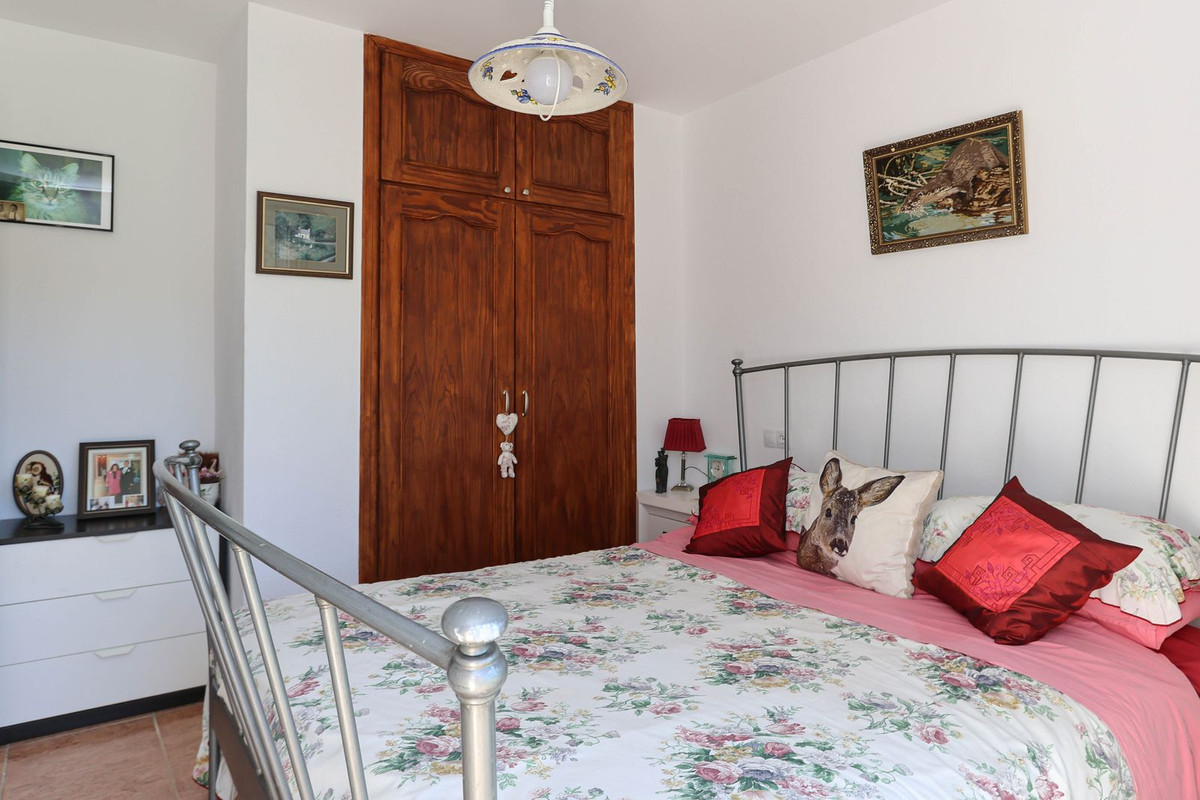Se vende Villa - Chalet de 3 dormitorios en Costa Del Sol, Málaga, España
