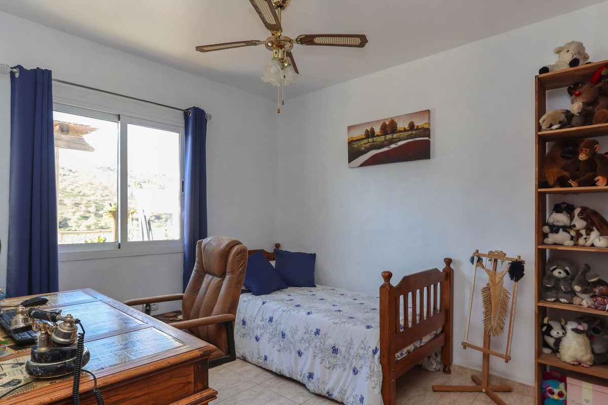 Se vende Villa - Chalet de 3 dormitorios en Costa Del Sol, Málaga, España