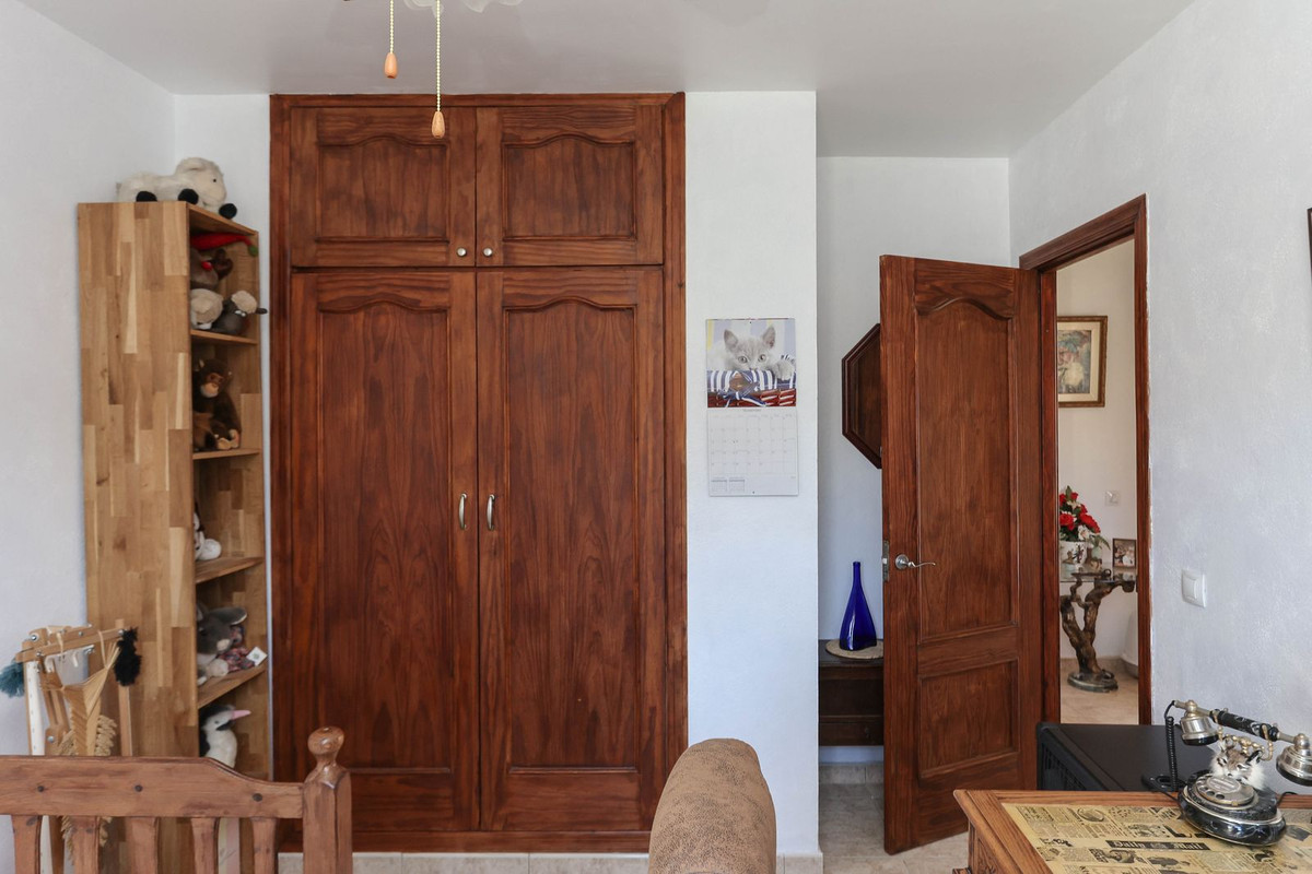 Se vende Villa - Chalet de 3 dormitorios en Costa Del Sol, Málaga, España