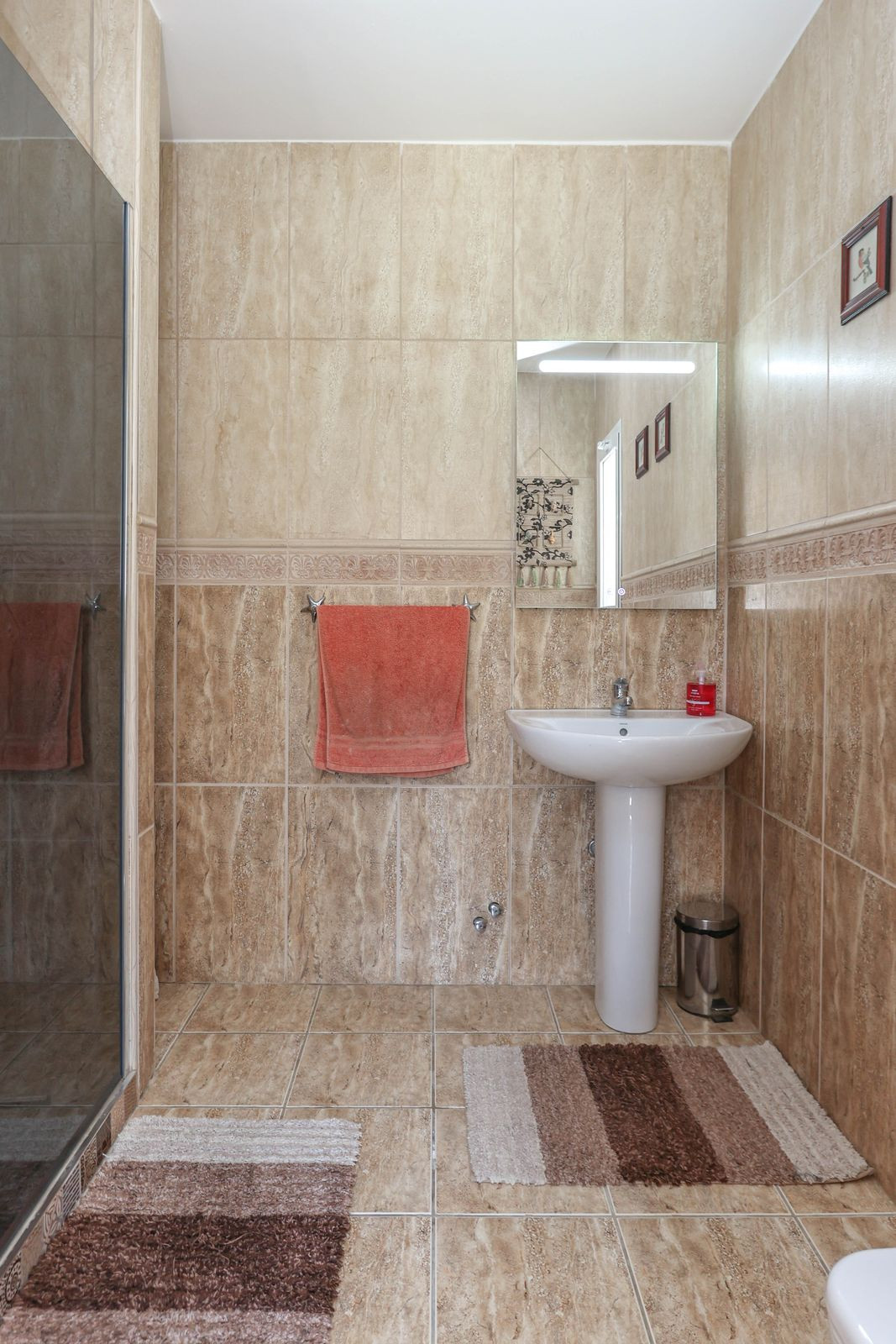 Se vende Villa - Chalet de 3 dormitorios en Costa Del Sol, Málaga, España