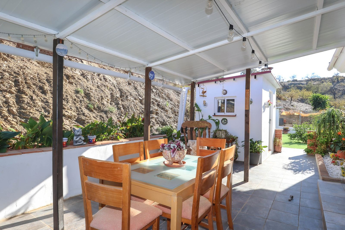 Se vende Villa - Chalet de 3 dormitorios en Costa Del Sol, Málaga, España
