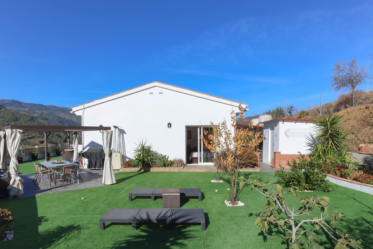 Se vende Villa - Chalet de 3 dormitorios en Costa Del Sol, Málaga, España