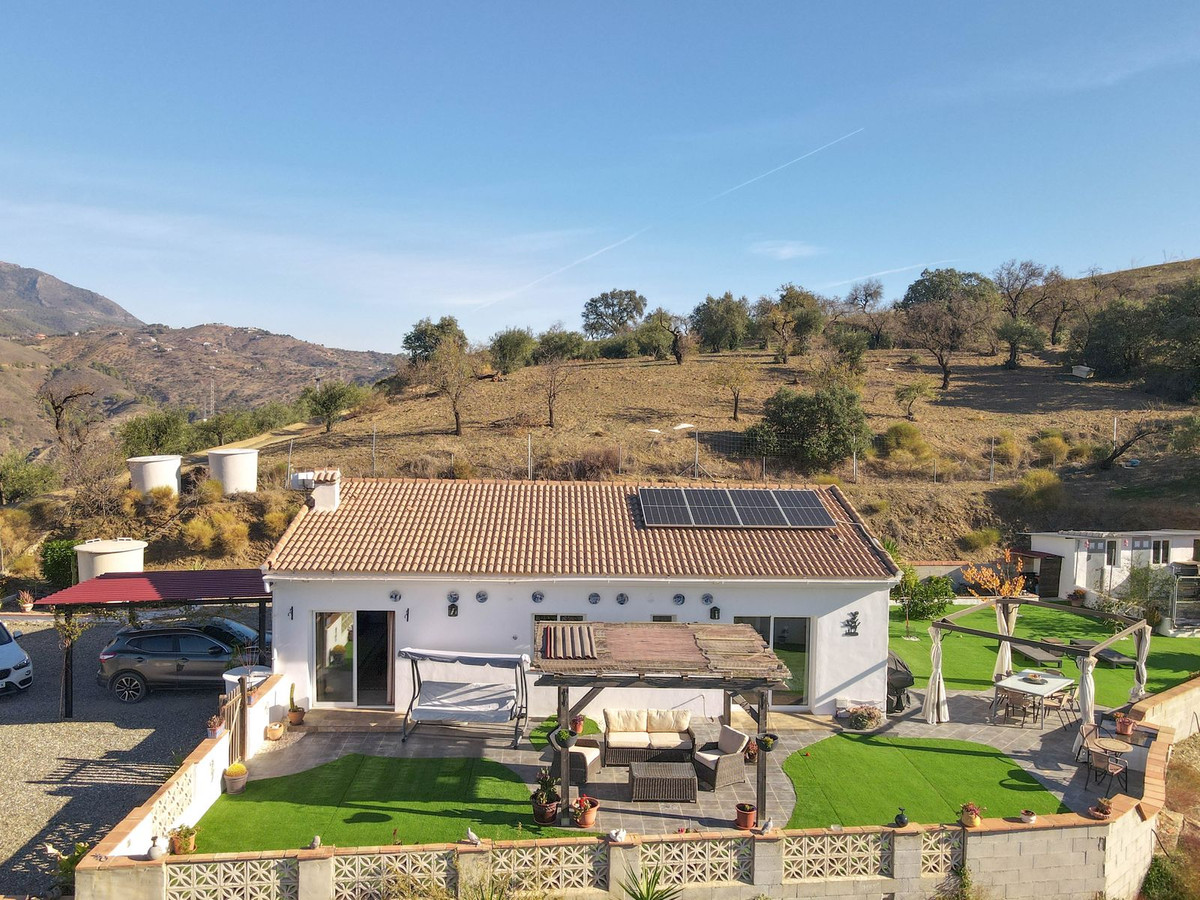 Se vende Villa - Chalet de 3 dormitorios en Costa Del Sol, Málaga, España