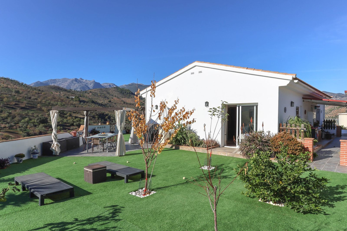 Se vende Villa - Chalet de 3 dormitorios en Costa Del Sol, Málaga, España