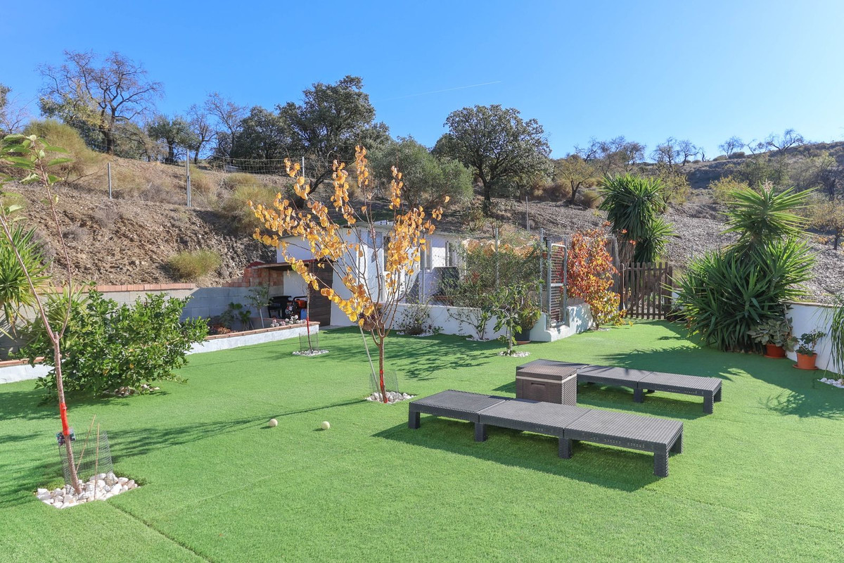 Se vende Villa - Chalet de 3 dormitorios en Costa Del Sol, Málaga, España