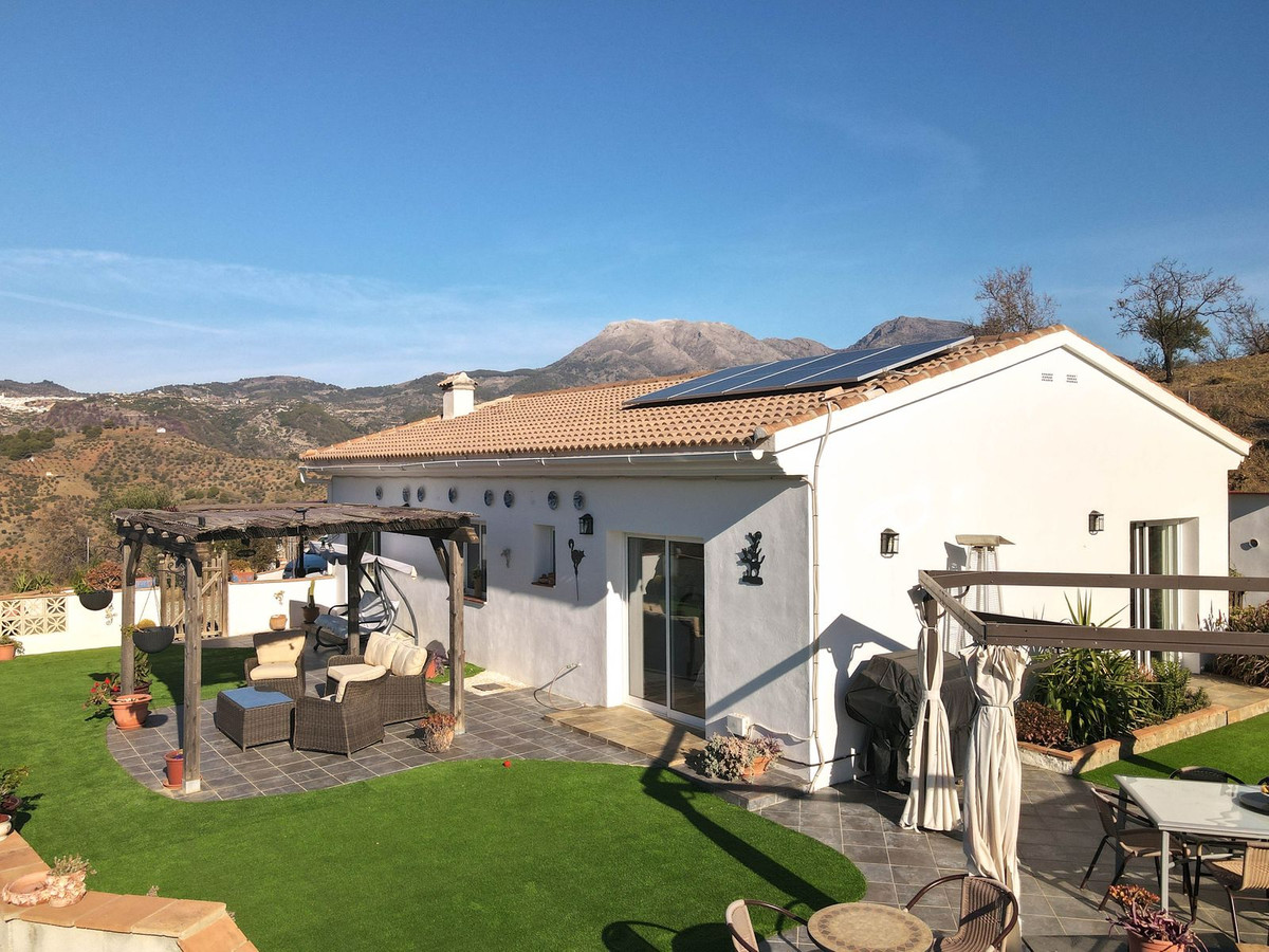 Se vende Villa - Chalet de 3 dormitorios en Costa Del Sol, Málaga, España