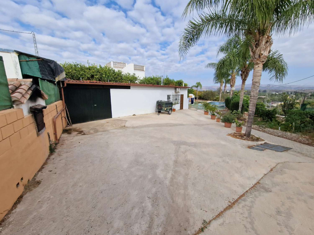 Se vende Finca - Cortijo de 7 dormitorios en Costa Del Sol, Málaga, España