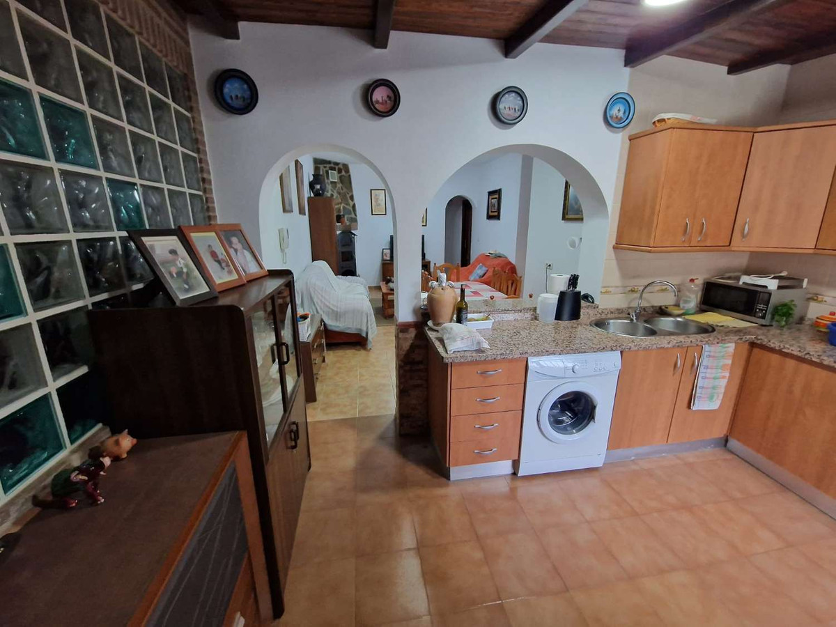 Se vende Finca - Cortijo de 7 dormitorios en Costa Del Sol, Málaga, España