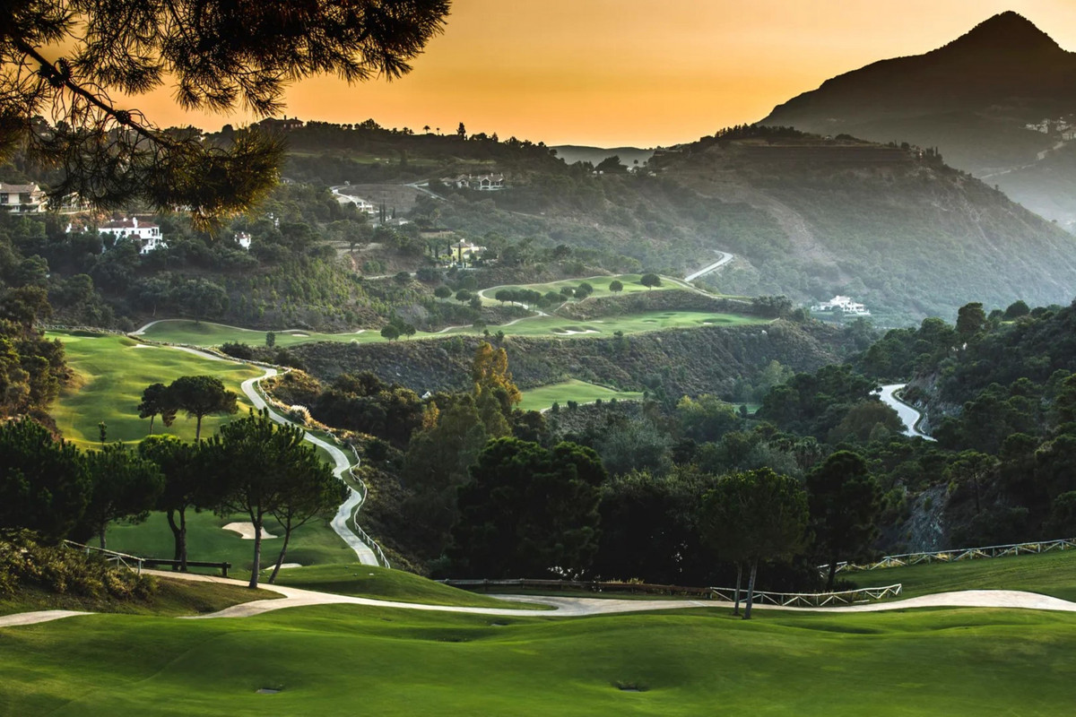 Se vende Terreno Rustico  en Costa Del Sol, Málaga, España