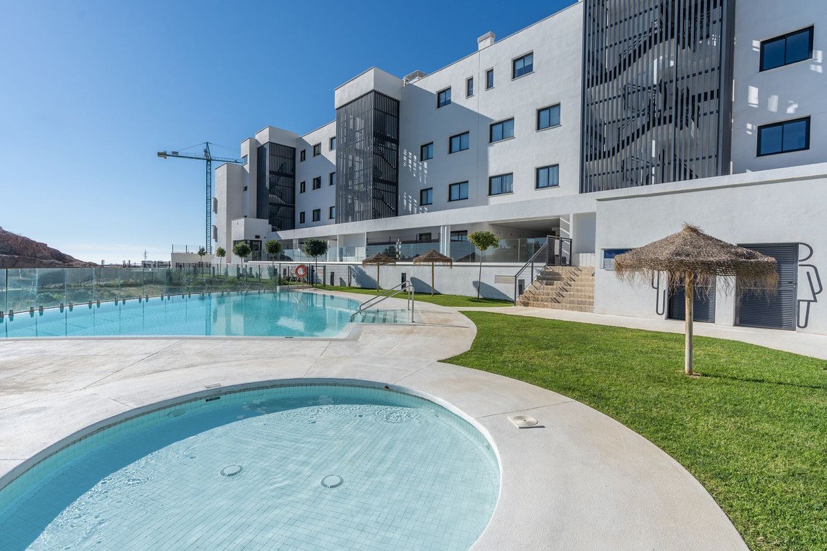 3 Bed Apartment for sale in Fuengirola Costa Del Sol, Málaga, Spain