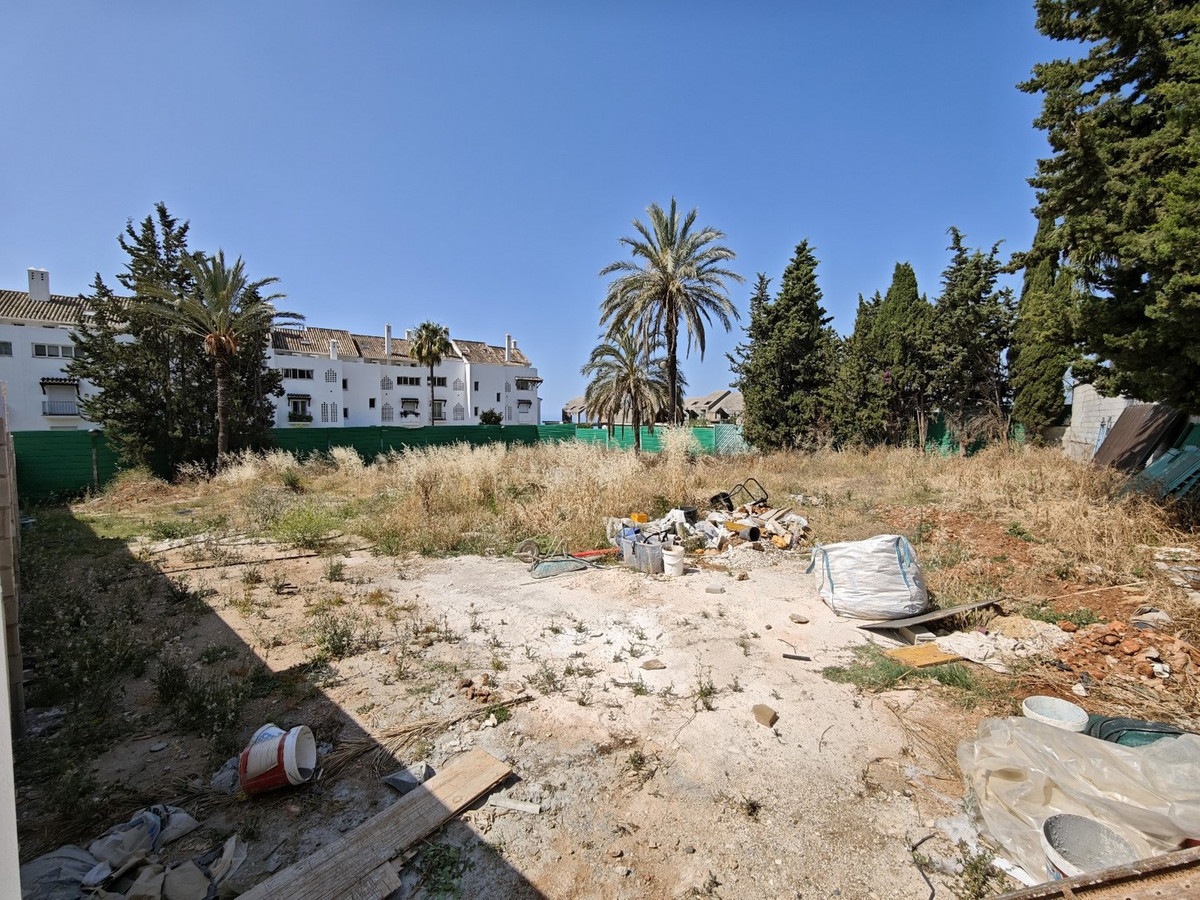 Plots for sale in Marbella Costa Del Sol, Málaga, Spain
