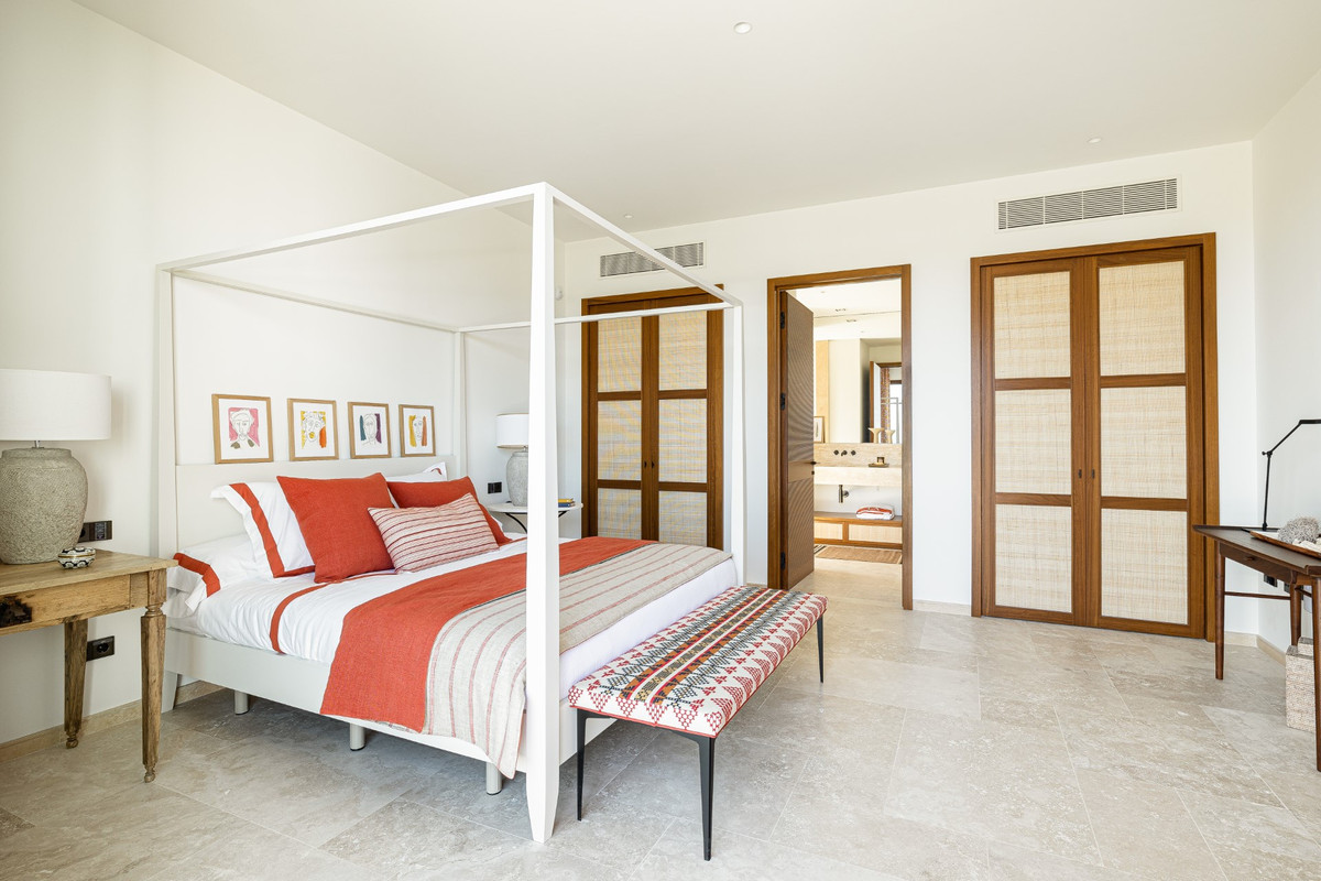 Se vende Villa - Chalet de 3 dormitorios en Costa Del Sol, Málaga, España