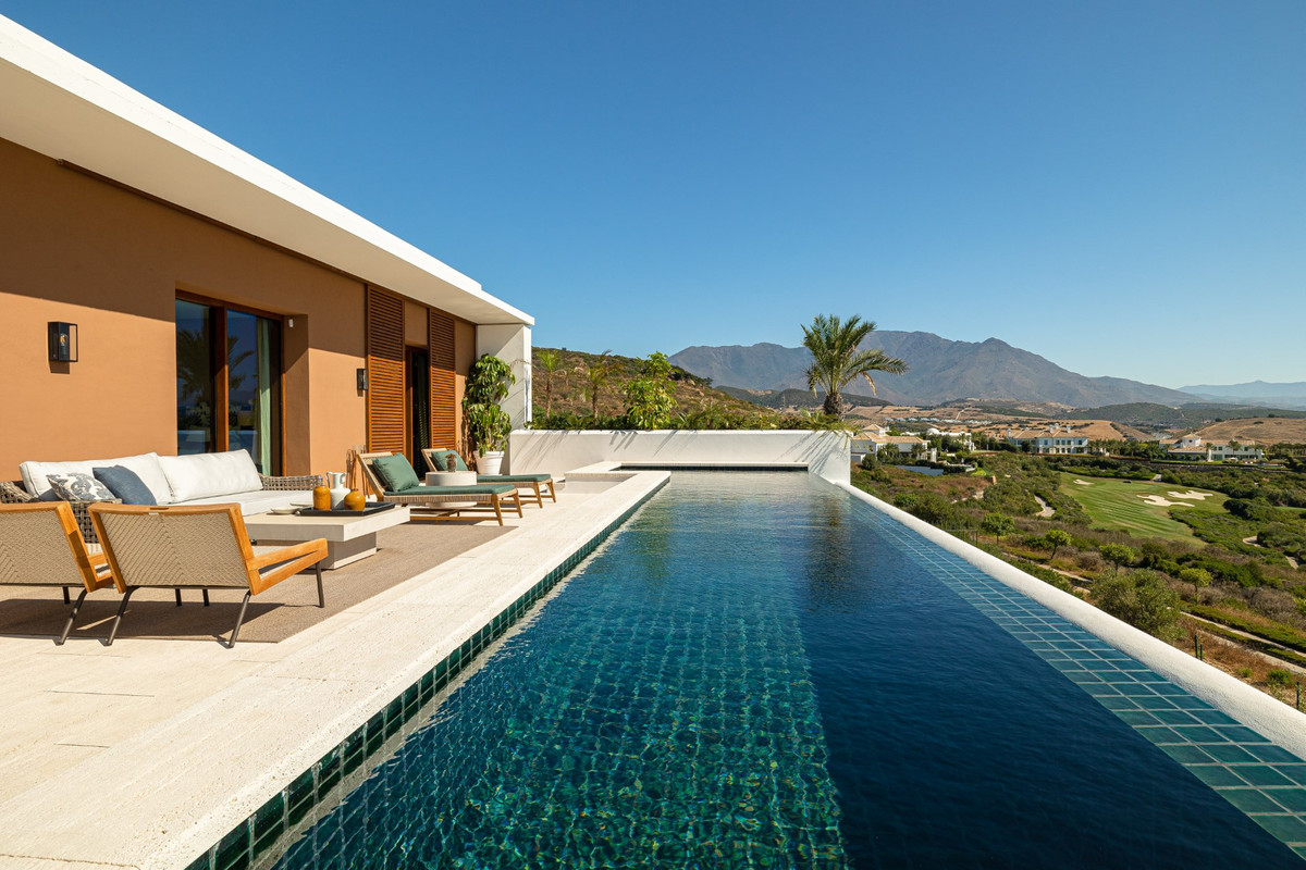 Se vende Villa - Chalet de 3 dormitorios en Costa Del Sol, Málaga, España