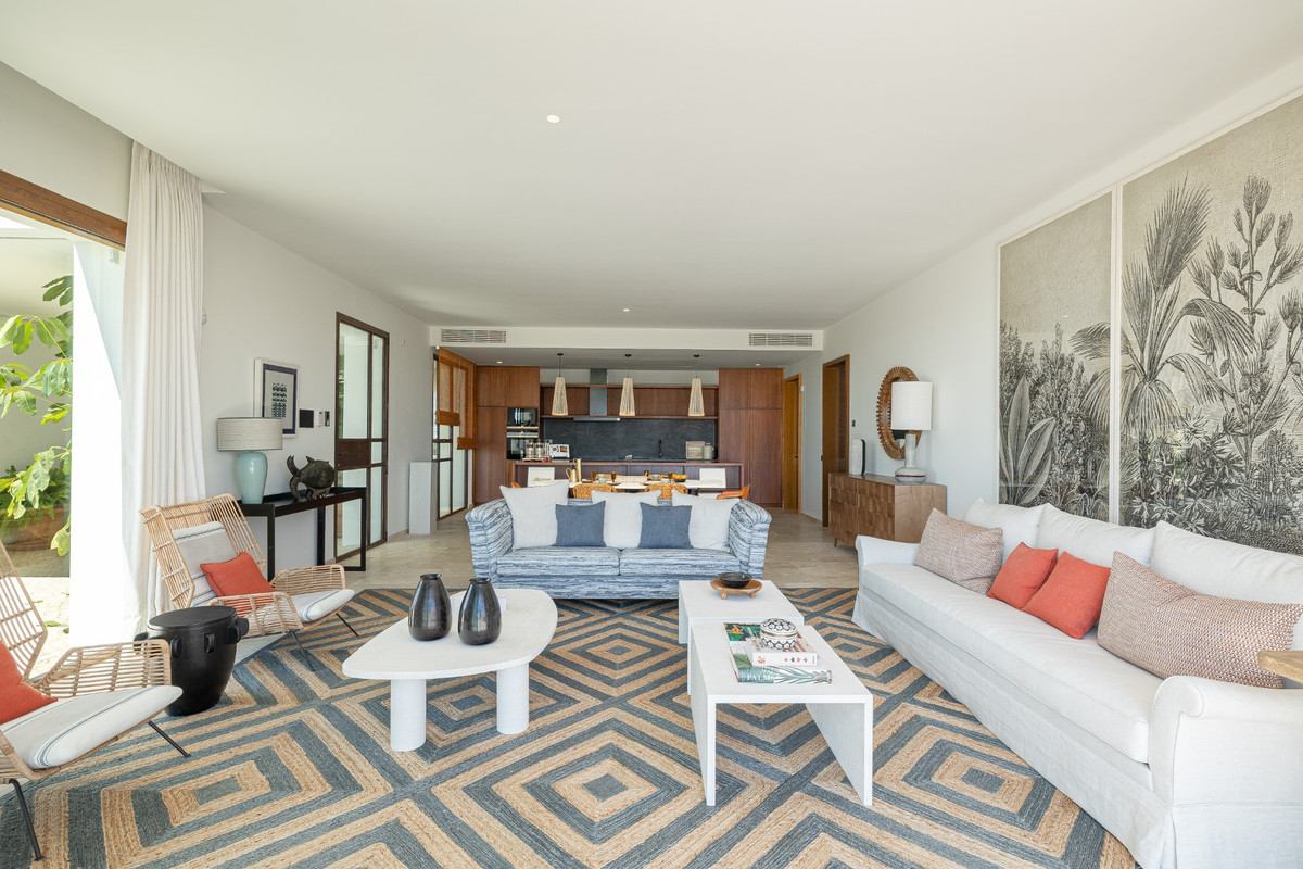 Se vende Villa - Chalet de 3 dormitorios en Costa Del Sol, Málaga, España