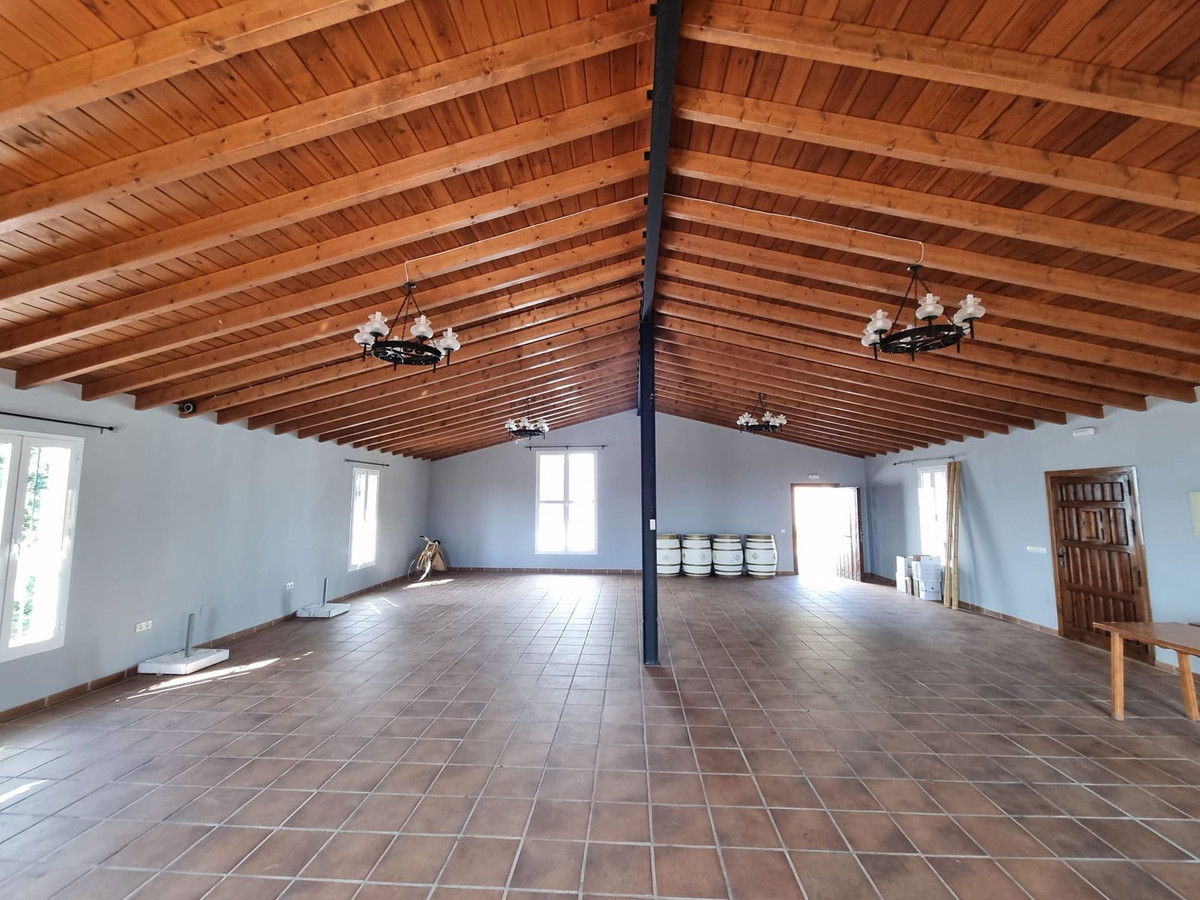 15 Bed Townhouse for sale in Málaga Costa Del Sol, Málaga, Spain