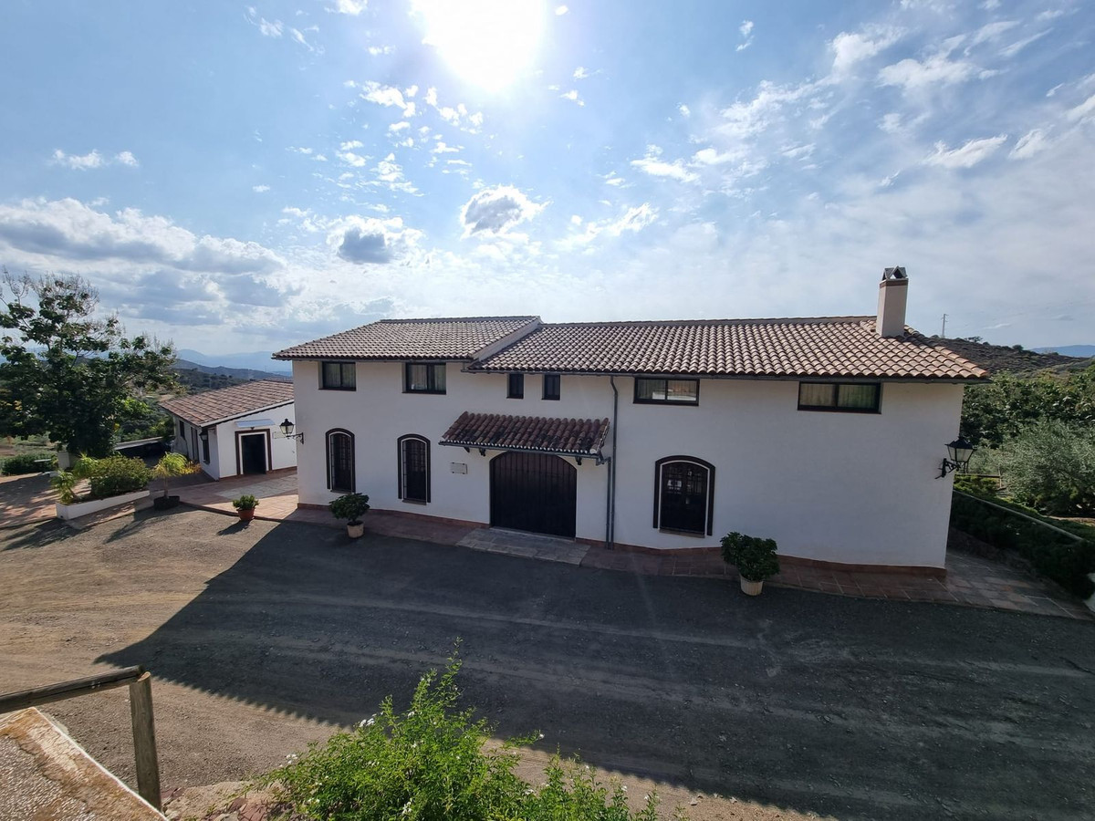 15 Bed Townhouse for sale in Málaga Costa Del Sol, Málaga, Spain