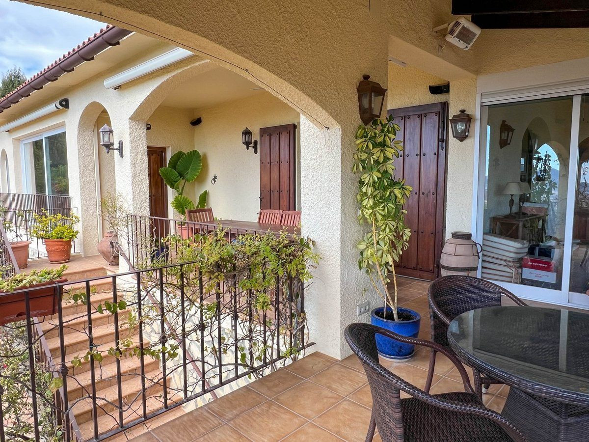 5 Bed Townhouse for sale in Altea Costa Blanca, Alicante, Spain
