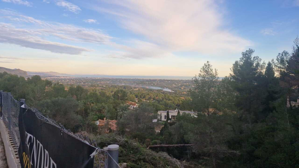 Plots for sale in La Sella Golf Costa Blanca, Alicante, Spain