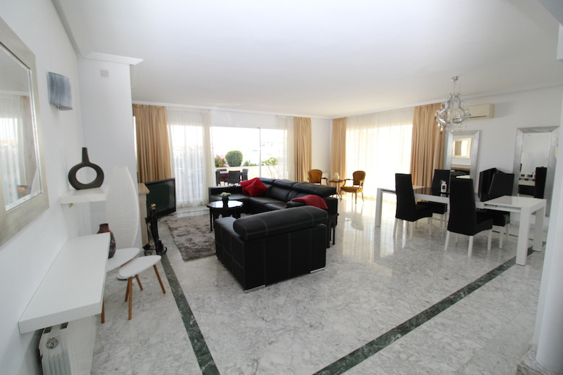 Se vende Ático de 4 dormitorios en Costa Del Sol, Málaga, España